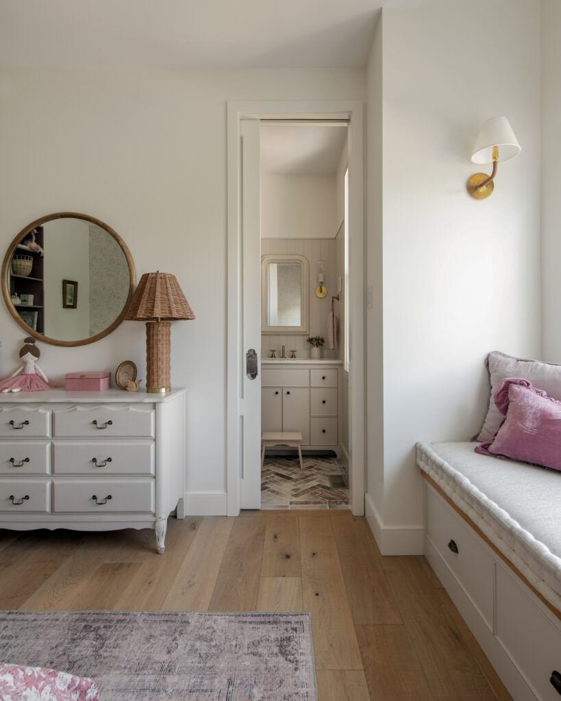 big girl's bedroom design and decor pink and purple