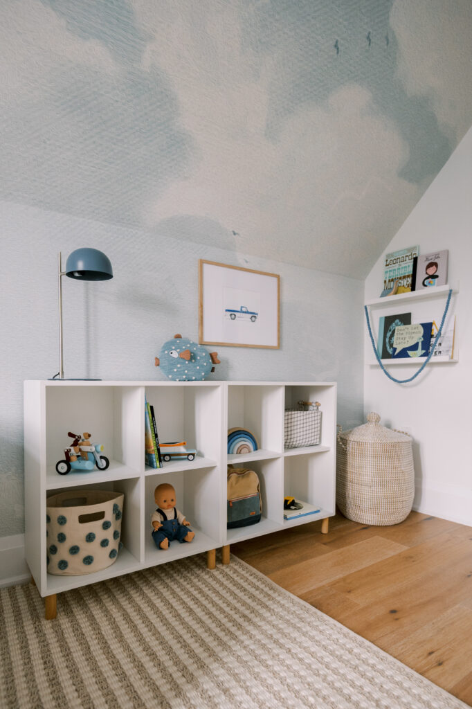 toddler boy's room toy storage