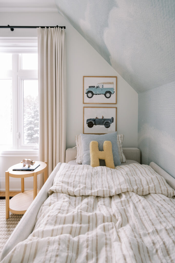 toddler boy's room bedding and decor